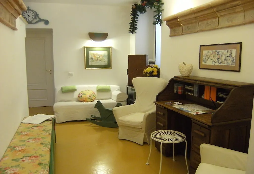 Elizabeth B&B-1